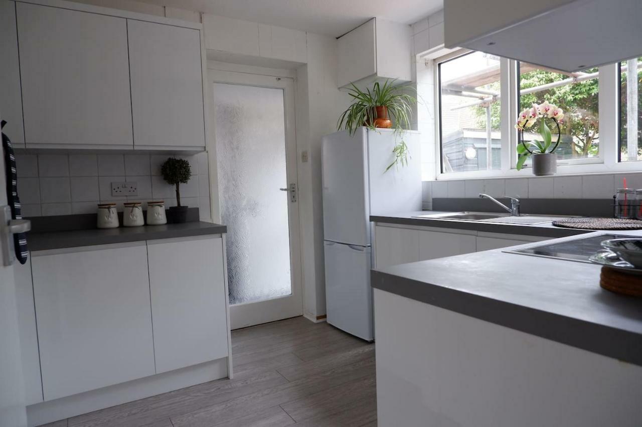 Idyllic 3-Bed House. 5-Min From Channel Tunnel Villa Folkestone Exterior foto